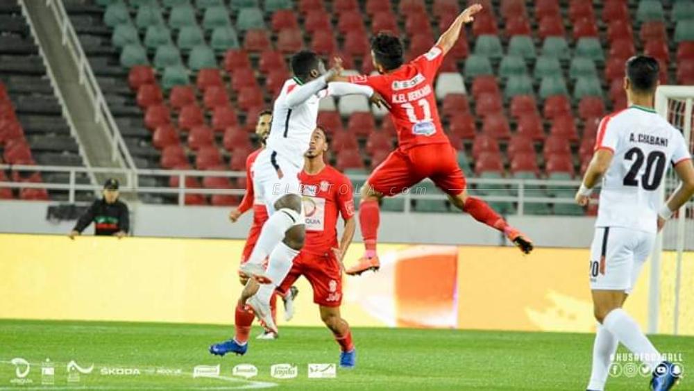 التعادل بهدف في كل مرمى يحسم مباراة الجيش الملكي وحسنية أكادير