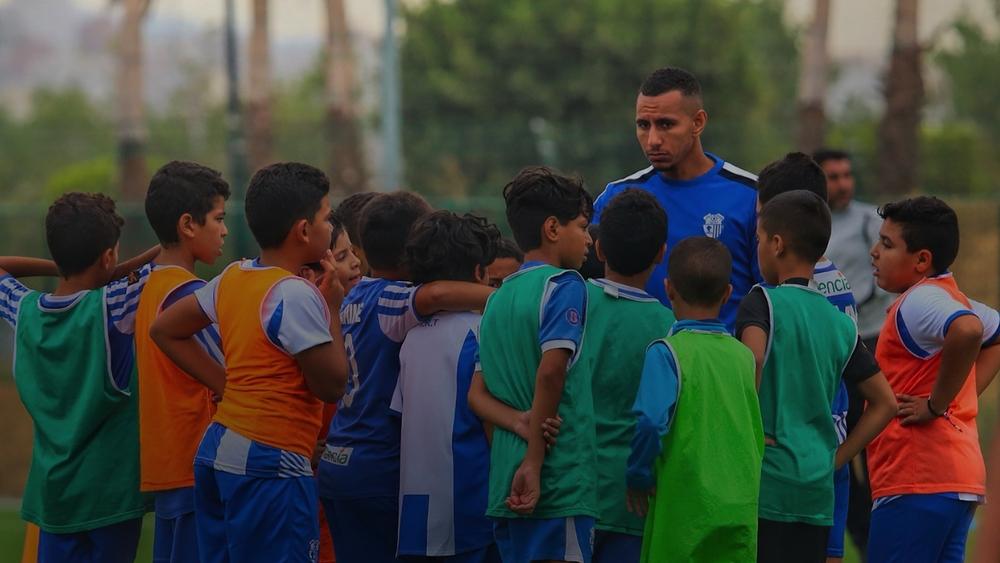 فيروس "كورونا" | اتحاد طنجة وأولمبيك آسفي يوقفان أنشطة مدرستيْهِما