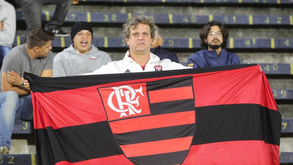 لاعبو فلامنغو يخضعون لفحص كورونا بعد الاشتباه في حالتَي إصابة