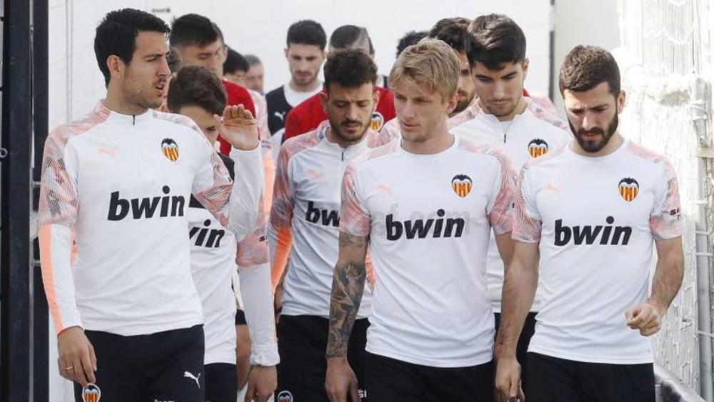 فالنسيا يصدر بياناً للإعلان عن تسجيل 5 حالات إصابة بفيروس كورونا