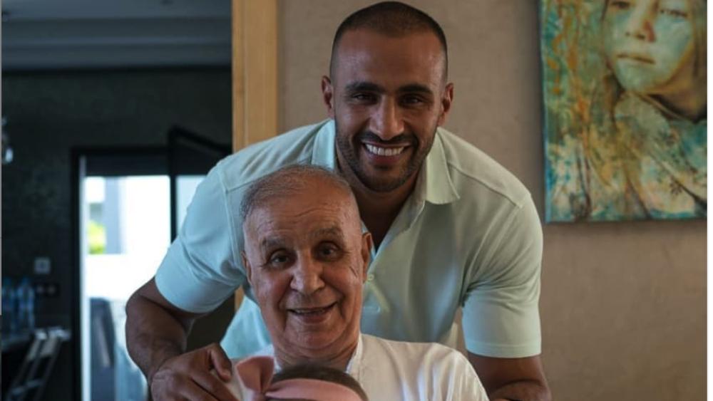 بدر هاري ينخرط في الحملة التوعوية ضد وباء "كوفيد 19" ويوجه رسالة لمُتابعيه