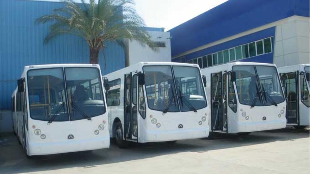 مستجدات "فيروس كورونا" | الجامعة التونسية لكرة القدم تضع 5 "حافلات معقمة" على ذمة وزارة النقل تفاديا للإزدحام