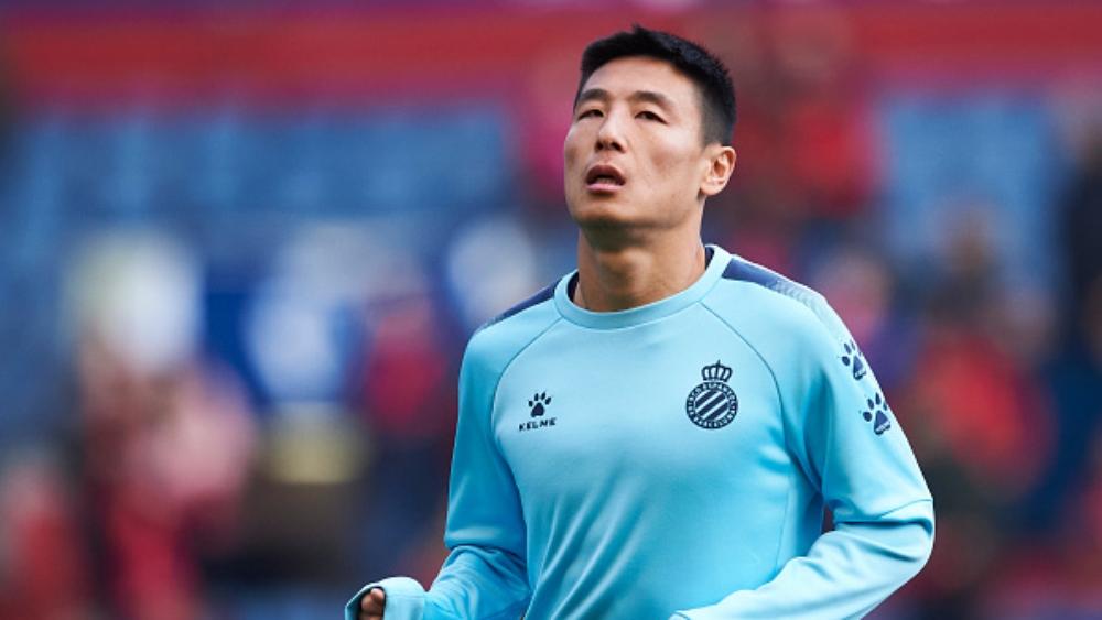 الصيني "وو لي" ضمن الأسماء المُصابة بفيروس كورونا داخل إسبانيول