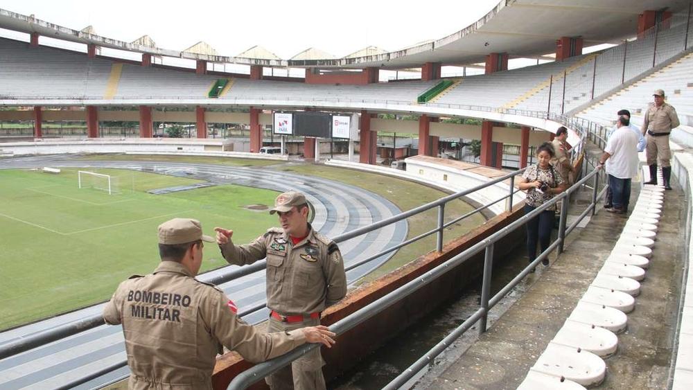 ملعب مانجيراو بالبرازيل يحتضن المشردين.. و13 ناديًا يعرضون منشآتهم الرياضية لمواجهة "كورونا"