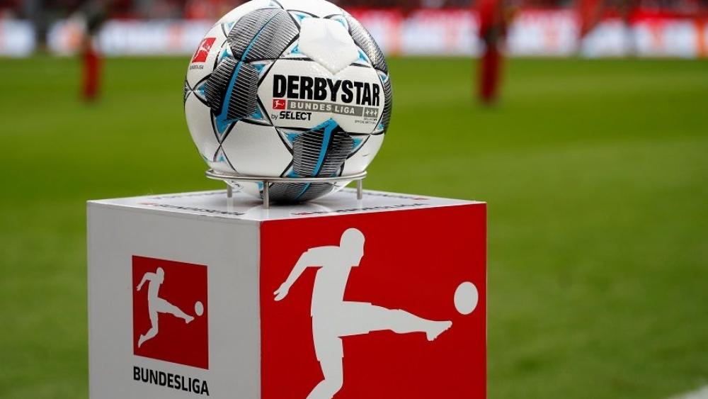 رابطة الدوري الألماني توصي بتمديد إيقاف المسابقة