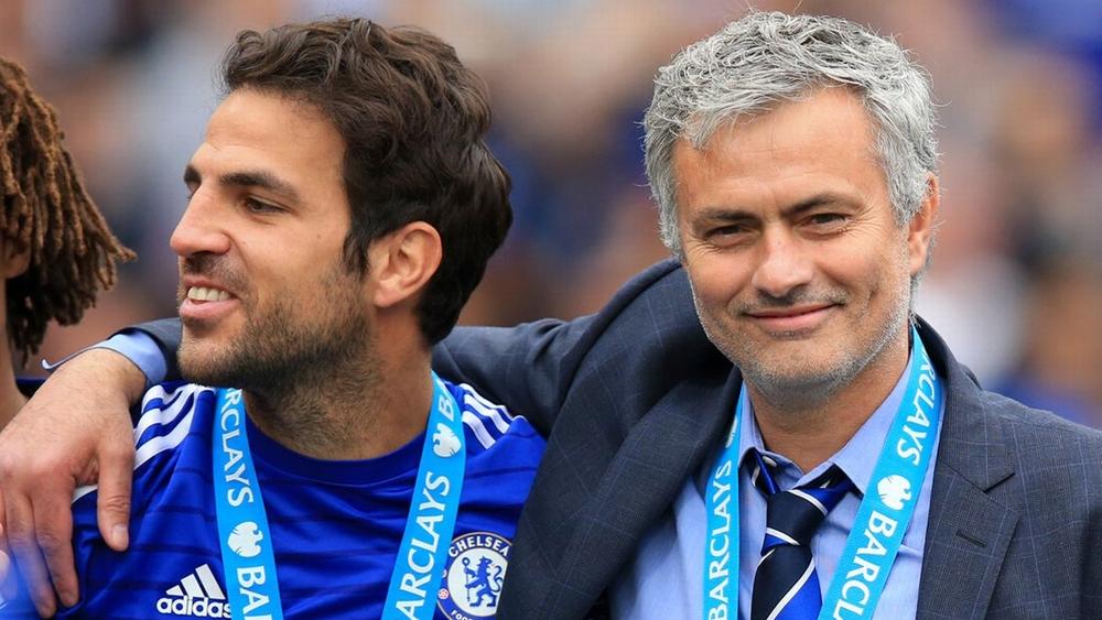 فابريجاس: "محادثة واحدة مع مورينيو كانت كافية لأنتقل إلى تشيلسي"