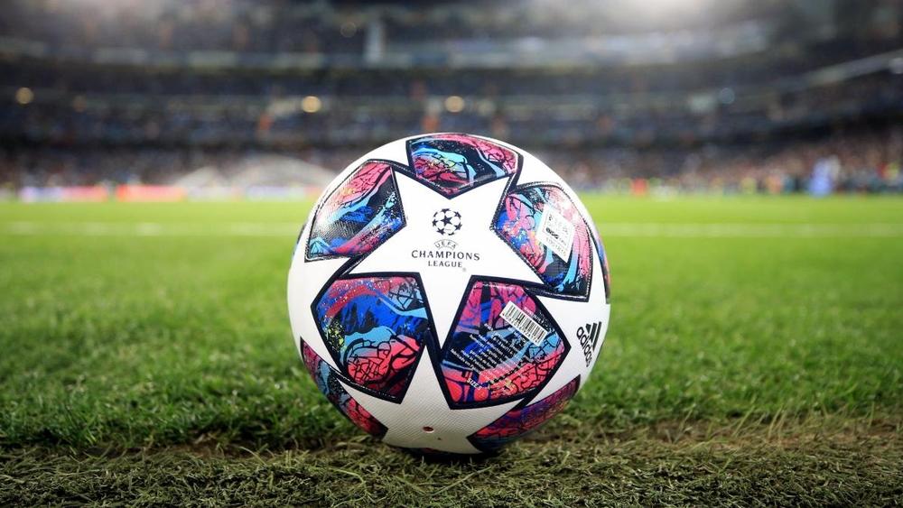 الـ"يويفا" يمنح كل بلد الحق في "تحديد مصير" الدوري الخاص به