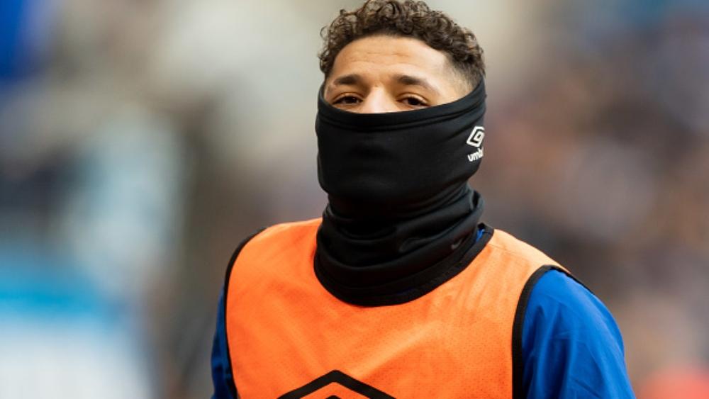 شالكه الألماني يُغرِّم أمين حارث بسبب «حفل كورونا»