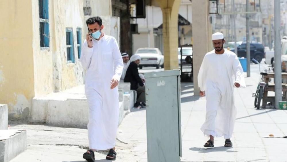 في السعودية "شرِكَات اتصالات" تُخاطب زبناءَها بالقول: "اتفقنا على أن فاتورة شهر أبريل علينا.. تواصل مع أحبابك ولا تْشِيل هم الفاتورة..!"