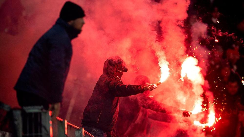 "الأولتراس المغربية" تصدر "بلاغا مشتركا" وتوجه رسالة توعوية للمواطنين بخصوص الإلتزام بالتدابير الوقائية لمواجهة "فيروس كورونا"