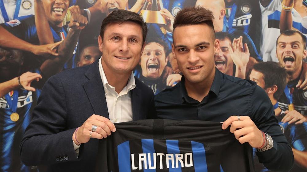 زانيتي يرد على الأندية الساعية للتعاقد مع لاوتارو: "إنه إرث للإنتر.. آمل أن يبقى هنا لفترة طويلة"