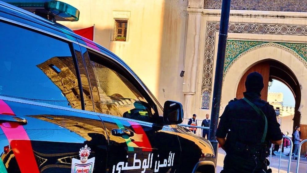 الأمن الوطني يوقف سيدة بالبيضاء لتورطها في اتهام الأطر الطبية بالتسبب عمداً في وفاة المصابين بفيروس "كورونا"