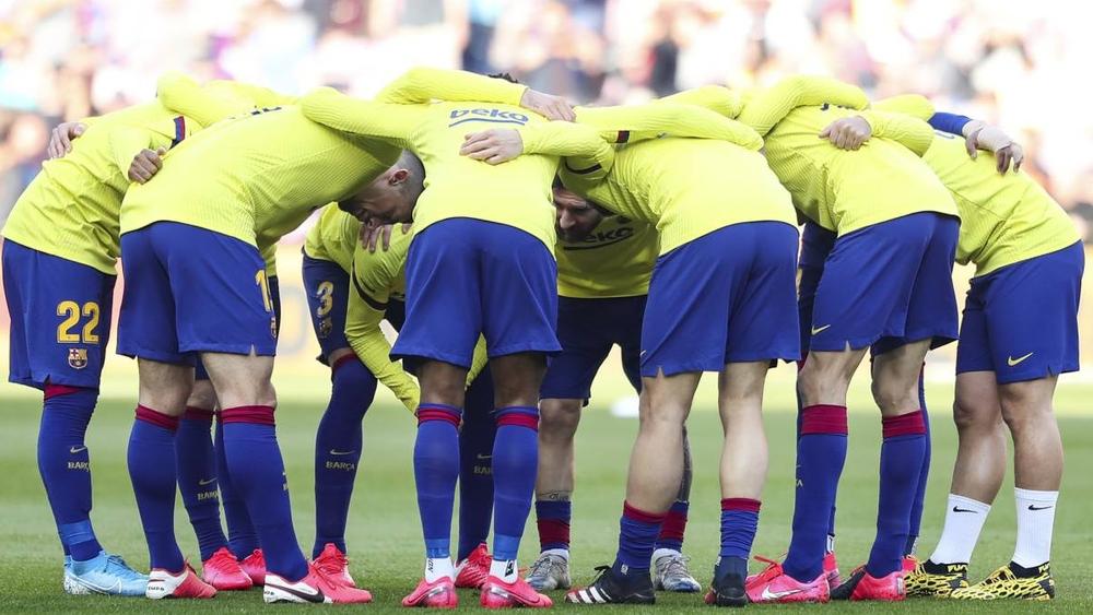 بعد التنازل عن 70% من الرواتب .. إدارة برشلونة تخاطب لاعبيها لتخفيض المزيد