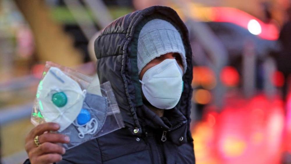 الشرطة القضائية بأكادير توقف شخصا بتهمة المضاربة في أسعار "الكمامات الوقائية"