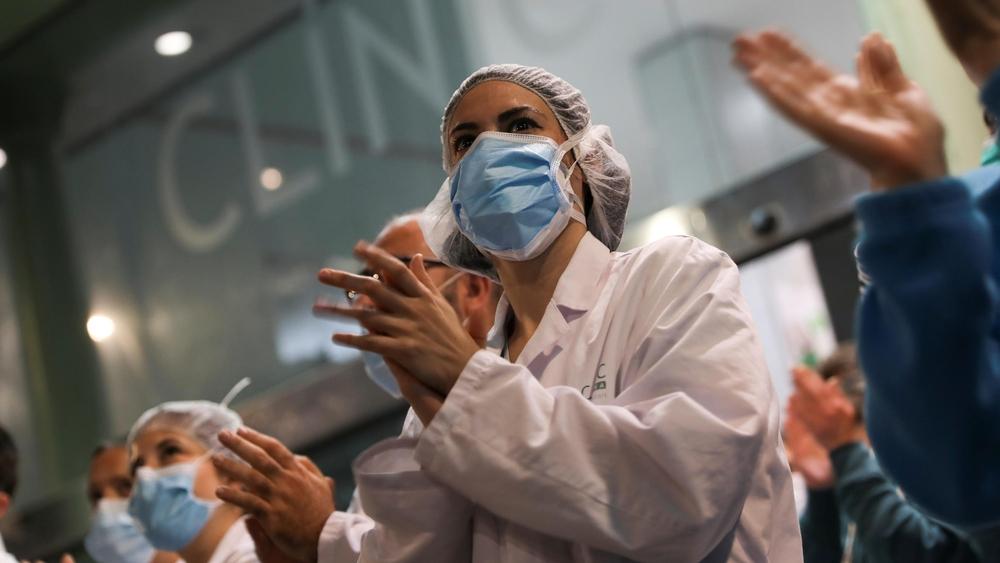 إسبانيا "تستعيد الأمل" بتسجيل انخفاض على مستوى وتيرة الوفيات و حالات الإصابة الجديدة بفيروس كورونا