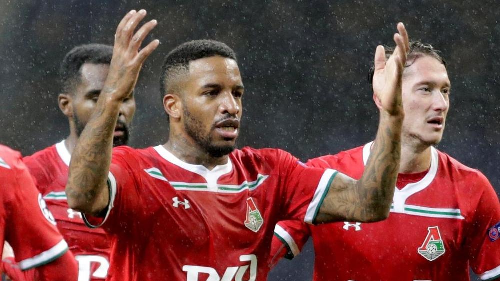 فارفان يوضح موقفه من خفض راتبه: "ما قلته في السابق كان مجرد مزحة"