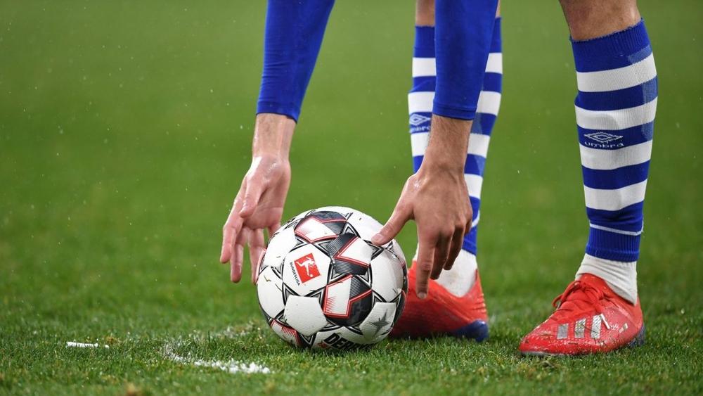 الشرطة الألمانية تعارض فكرة إقامة المباريات "بدون جمهور"