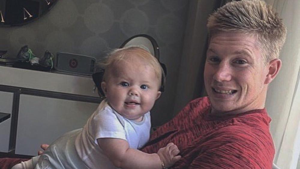 دي بروين يشك في إصابته بـ'فيروس كورونا': "عائلتي كانت مريضة وأنا عانيت من ألم في الحلق"