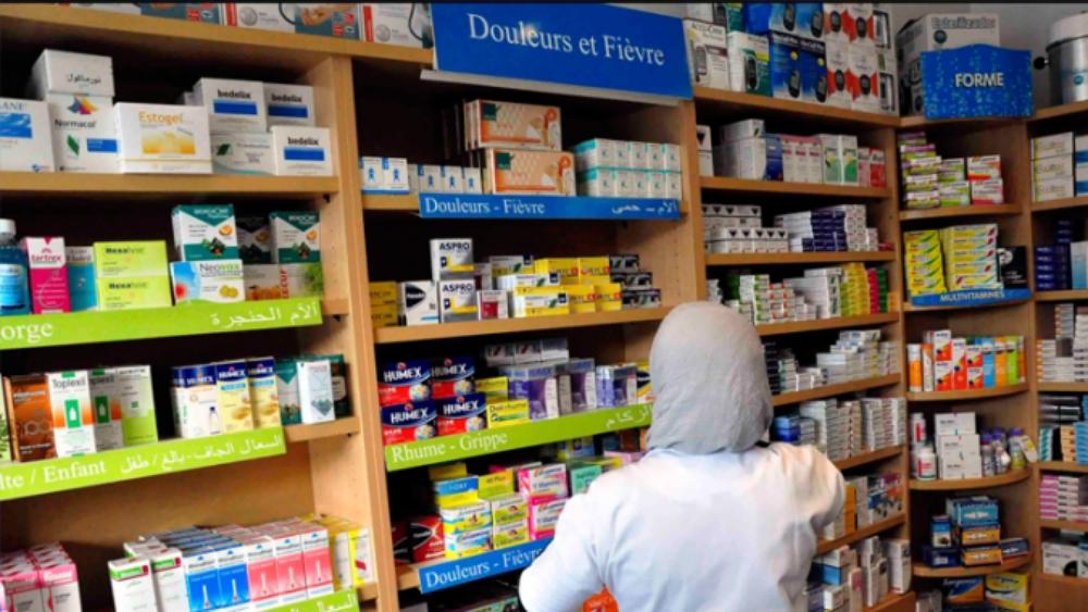 رئيس كونفدرالية نقابات الصيادلة لـ"البطولة": "الكمَّامات ستكون متوفرة بكافة الصيدليات يوم الإثنين القادم"