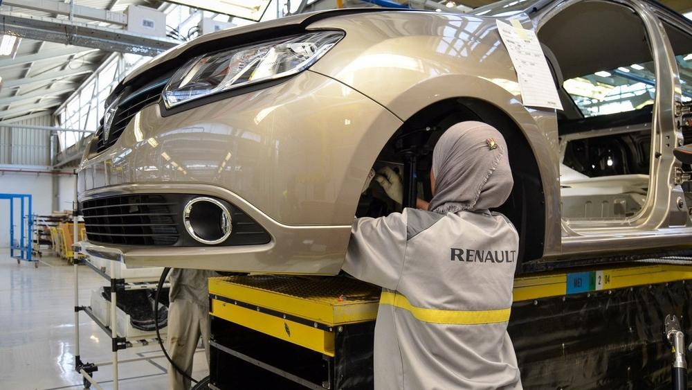شركة "رونو" تُعلن استئناف نشاط مصنعها بطنجة يوم 24 أبريل الجاري