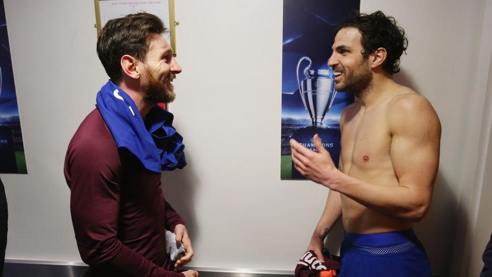 فابريغاس: "أتحدث مع ميسي وفكرته هي الاعتزال في برشلونة"