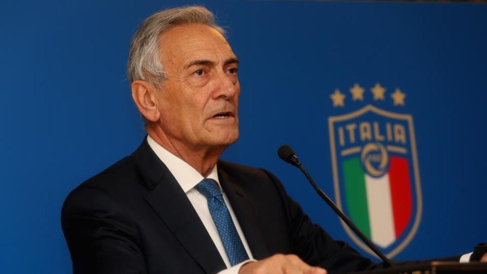 رئيس الاتحاد الإيطالي: "إلغاء الموسم مسؤولية أتركها للحكومة"