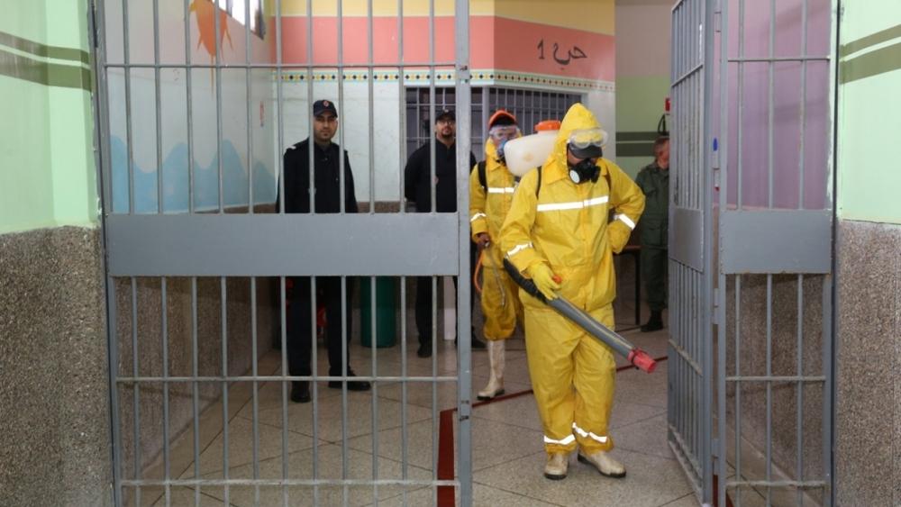 التوزيع الجغرافي لحالات الإصابة خلال الـ24 ساعة الأخيرة .. جهة "درعة تافيلالت" تتصدر القائمة بـ69 حالة من أصل 163 بسبب "بؤرة سجن ورزازات"