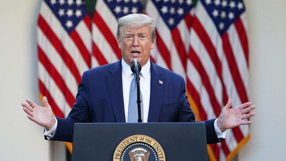 ترامب يُعلِّق الهجرة إلى أمريكاً لـ60 يوماً "حمايةً لوظائف الأمريكيين"