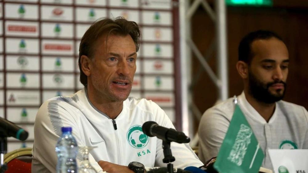 رونار يُخفِّض %40 من راتبه الشهري لدعم جهود القطاع الصحي بالسعودية