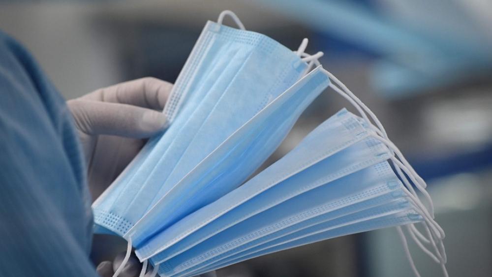 الصين تضبط 89 مليون كمامة رديئة الجودة مُصنَّعة في السُّوق المحلي