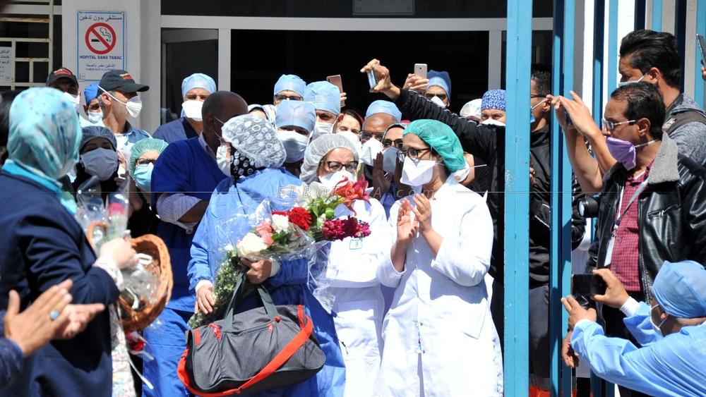 المستشفى الجامعي بمراكش يسجل رقماً قياسيا "وطنيا " بعد شفاء 10 حالات جديدة