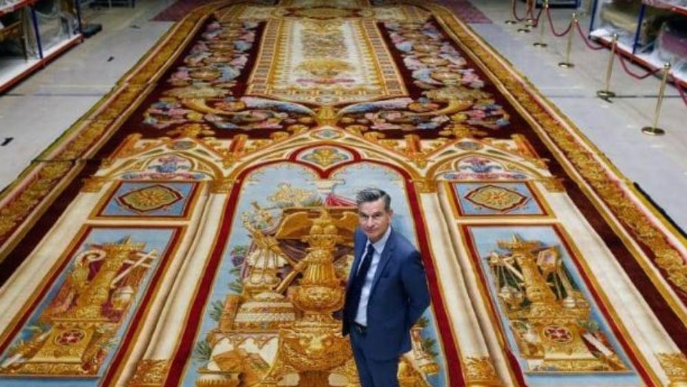 تقارير | أزمة كورونا تجبر فرنسا على بيع "أثاثها العريق"..!