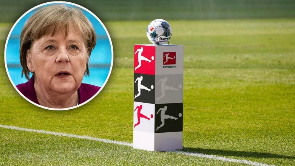 ميركل تؤجل "القرار النهائي" حول استئناف أو إلغاء البوندسليجا