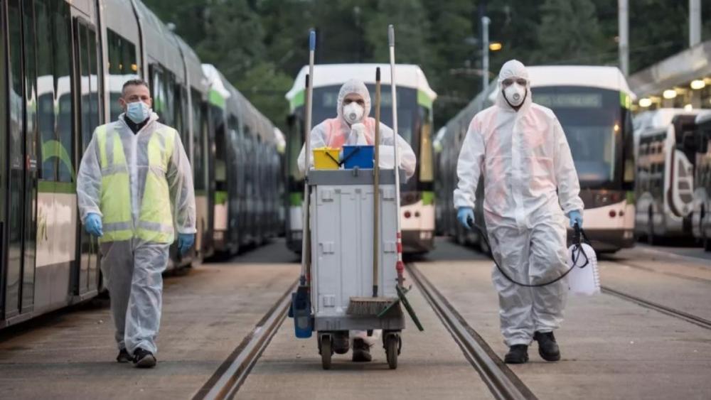 رئيس وزراء فرنسا يؤكد رفع "الحجر الصحي" في بلاده ابتداءً من الإثنين المقبل