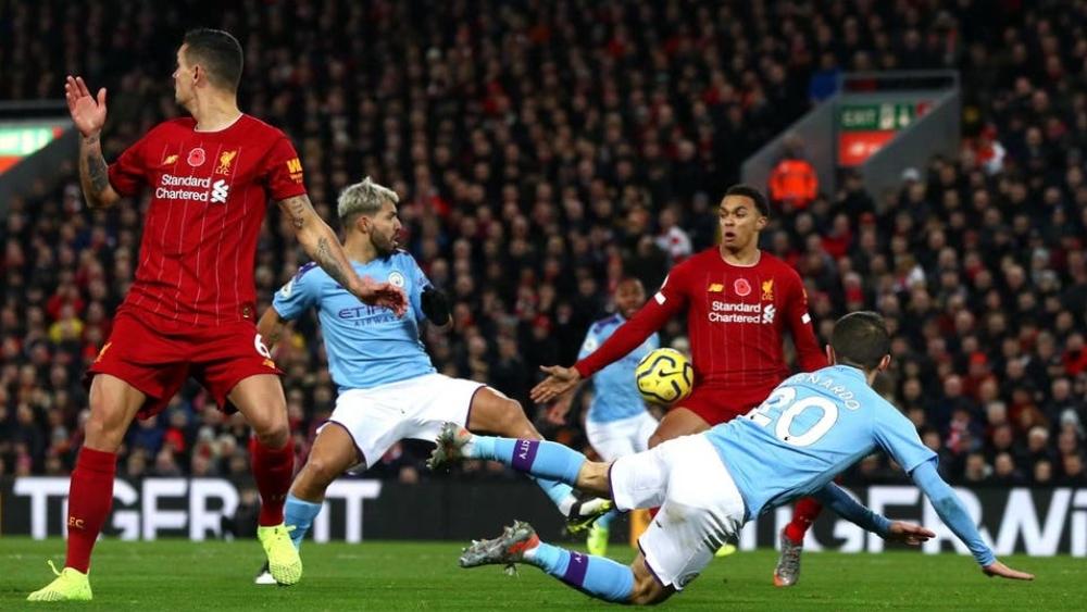 رابطة الدوري الإنجليزي لكرة القدم تعارض استكمال المنافسات على ملاعب محايدة بعد تخفيف إجراءات الحجر الصحي