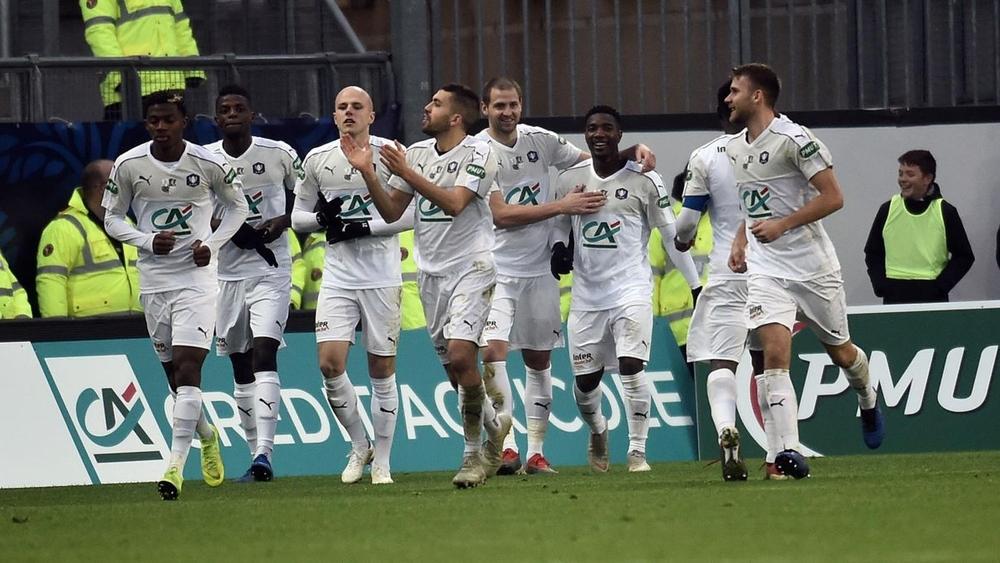 نادي أميان يلجأ إلى القضاء للطعن ضد هبوطه للدرجة الثانية الفرنسية