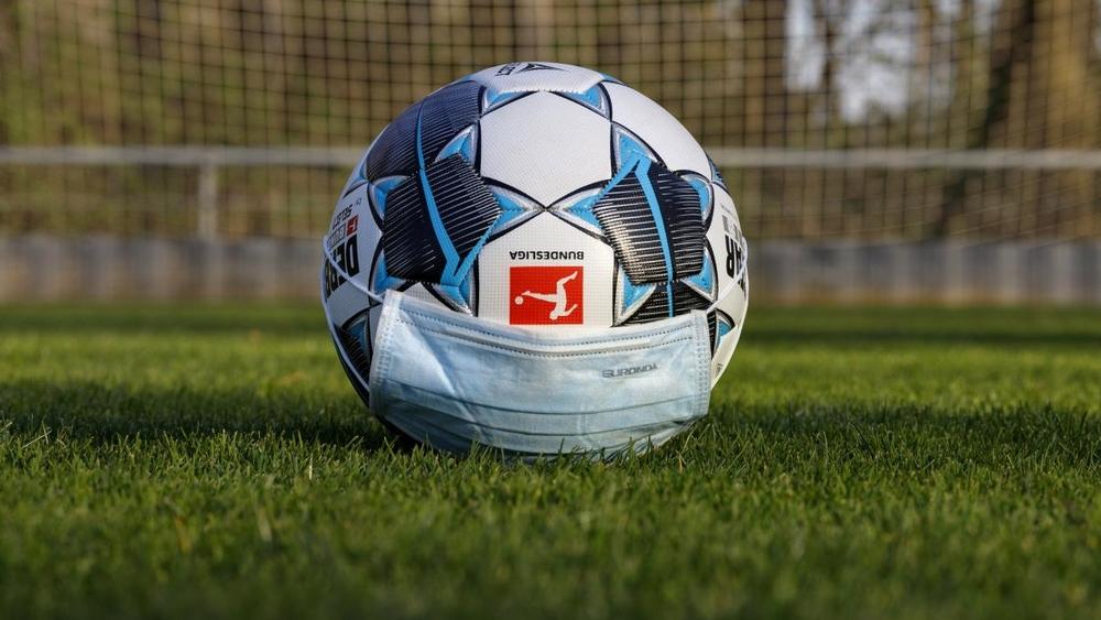 طبيب ألماني: "الرياضي المُتعَب أكثر عرضة لخطر الإصابة بفيروس كورونا"