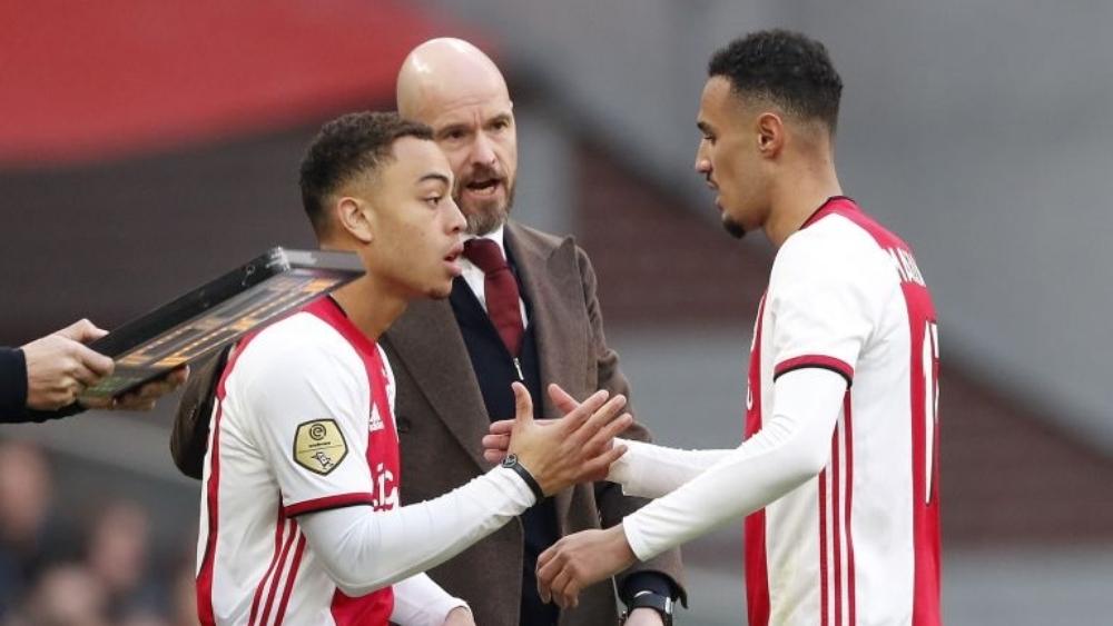 برشلونة يرغب في التعاقد مع ديست.. ومزراوي قد يستعيد رسميته في أياكس