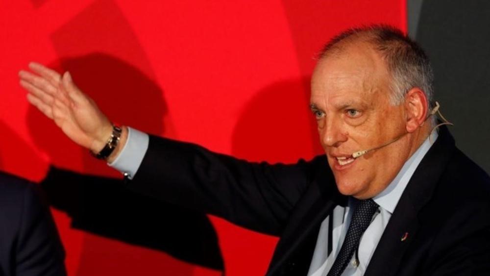 الدوري الإسباني في طريقه للعودة وفق شروط "خاصة" .. مباراة كل 72 ساعة ورحلات جوية لجميع الفرق