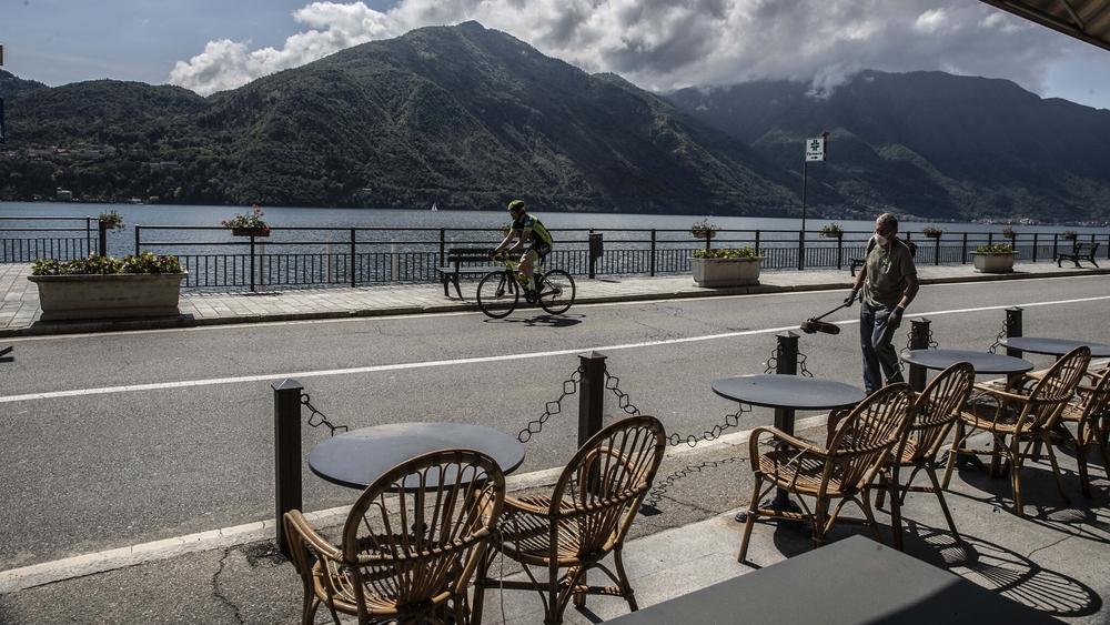 إيطاليا تبدأ المرحلة الثانية من تخفيف "قيود كورونا" بفتح المطاعم والمقاهي وصالونات الحلاقة يوم الإثنين