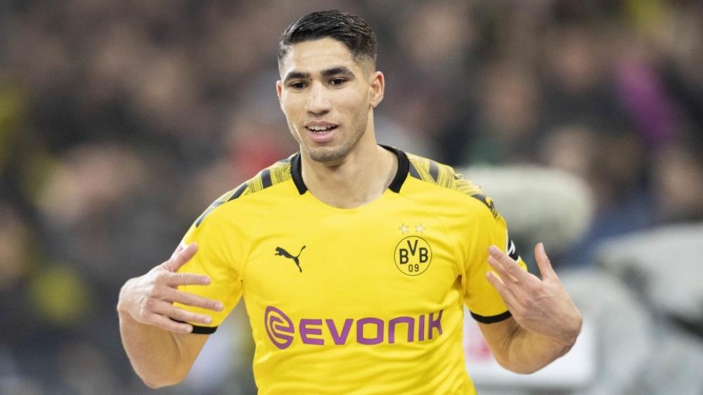 وكيل حكيمي يؤكد عودته إلى مدريد عند انتهاء الموسم.. ويتجاهل الحديث عن الإنتر وباريس سان جيرمان