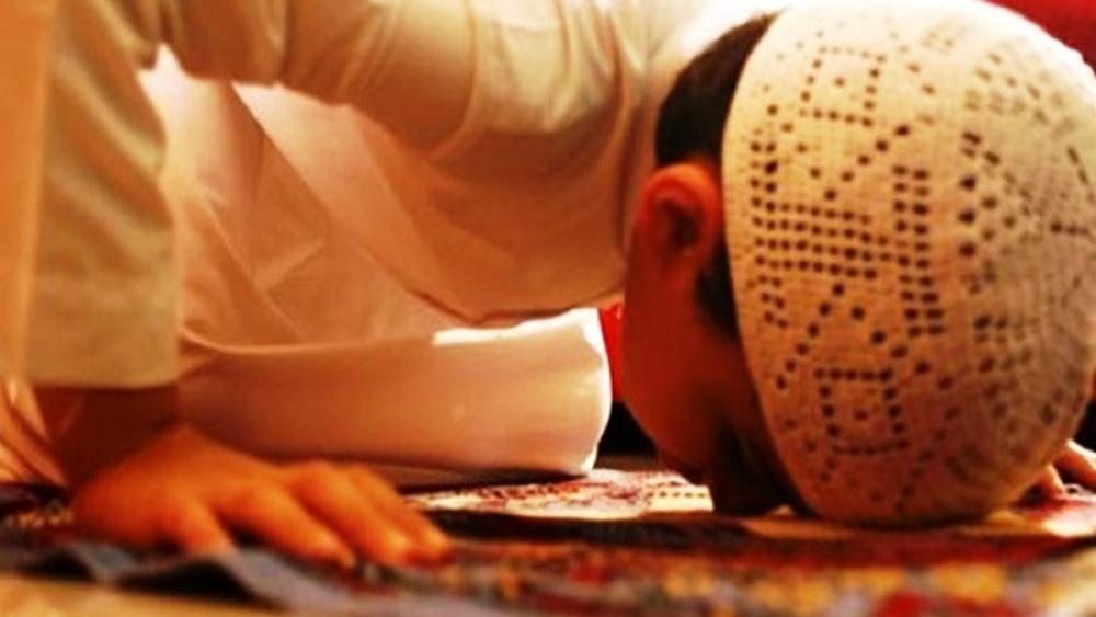 بسبب كورونا.. الرئاسة العامة لشؤون المسجد الحرام تنشر "إنفوغراف" تحدد فيه كيفية تأدية "صلاة العيد" في البيوت