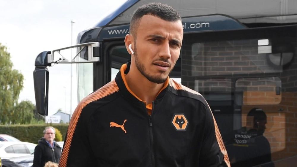 رومان سايس: "الدين مفتاح حياتي كشخص وكلاعب.. وأسعى لزيادة إيماني كل يوم لأن الكمال لله فقط"