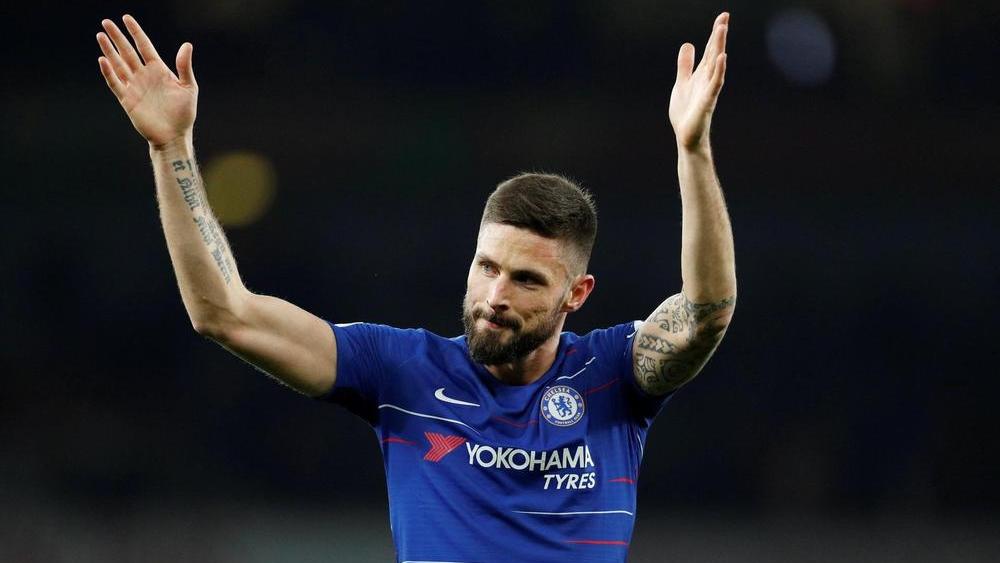 جيرو يكشف سبب استمراره مع تشيلسي