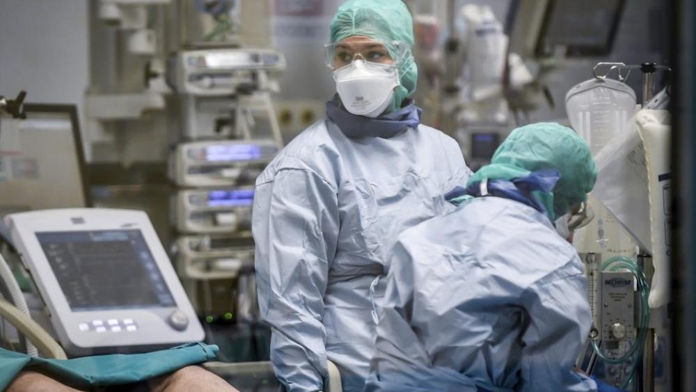 وزارة الصحة: "العدد الإجمالي للحالات الحرجة داخل مراكز الإنعاش لازال مستقرا في 18 حالة 13 منها بمدينة الدار البيضاء"