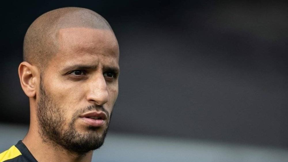 كريم الأحمدي على مشارف العودة إلى الدوري الهولندي.. ونادي تفينتي "الأقرب" للتعاقد معه