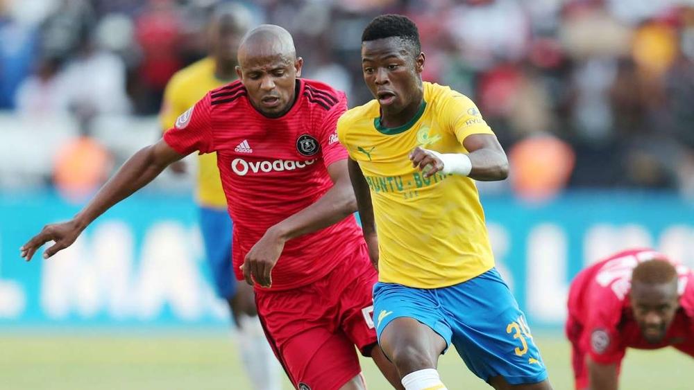 رغم اقترابها من 60 ألف إصابة وأكثر من 1200 وفاة بسبب كورونا.. جنوب إفريقيا تعلن استئناف النشاط الكروي وتسمح للأندية بالعودة إلى التدريبات