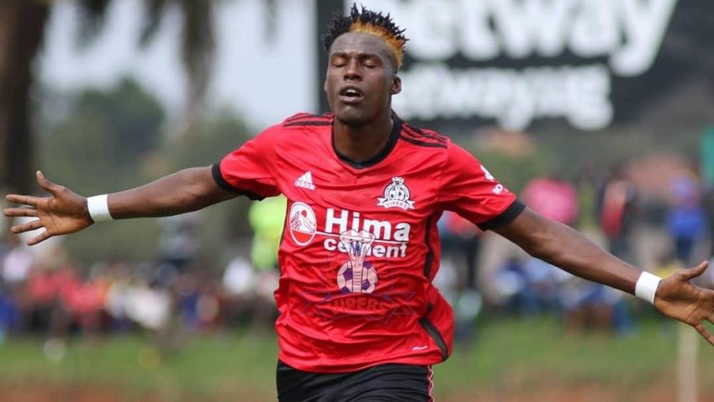 نادي فايبرز الأوغندي: "رفضنا عرض الوداد للتعاقد مع بايو.. وننتظر عرضًا أكبر من سان داونز"