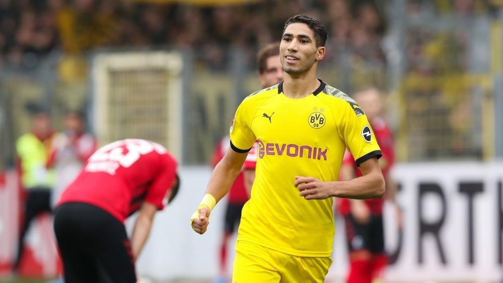 وكيله: "الأندية الأوروبية الكبيرة مهتمة بحكيمي.. لكنني لا أعلم شيئًا عن بايرن ميونخ"