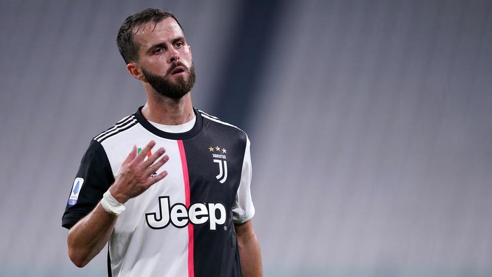 رسميًا | برشلونة يتوصل لاتفاق من أجل ضم ميراليم بيانيتش